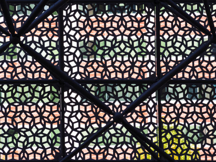lattice screen blocking neighbors view